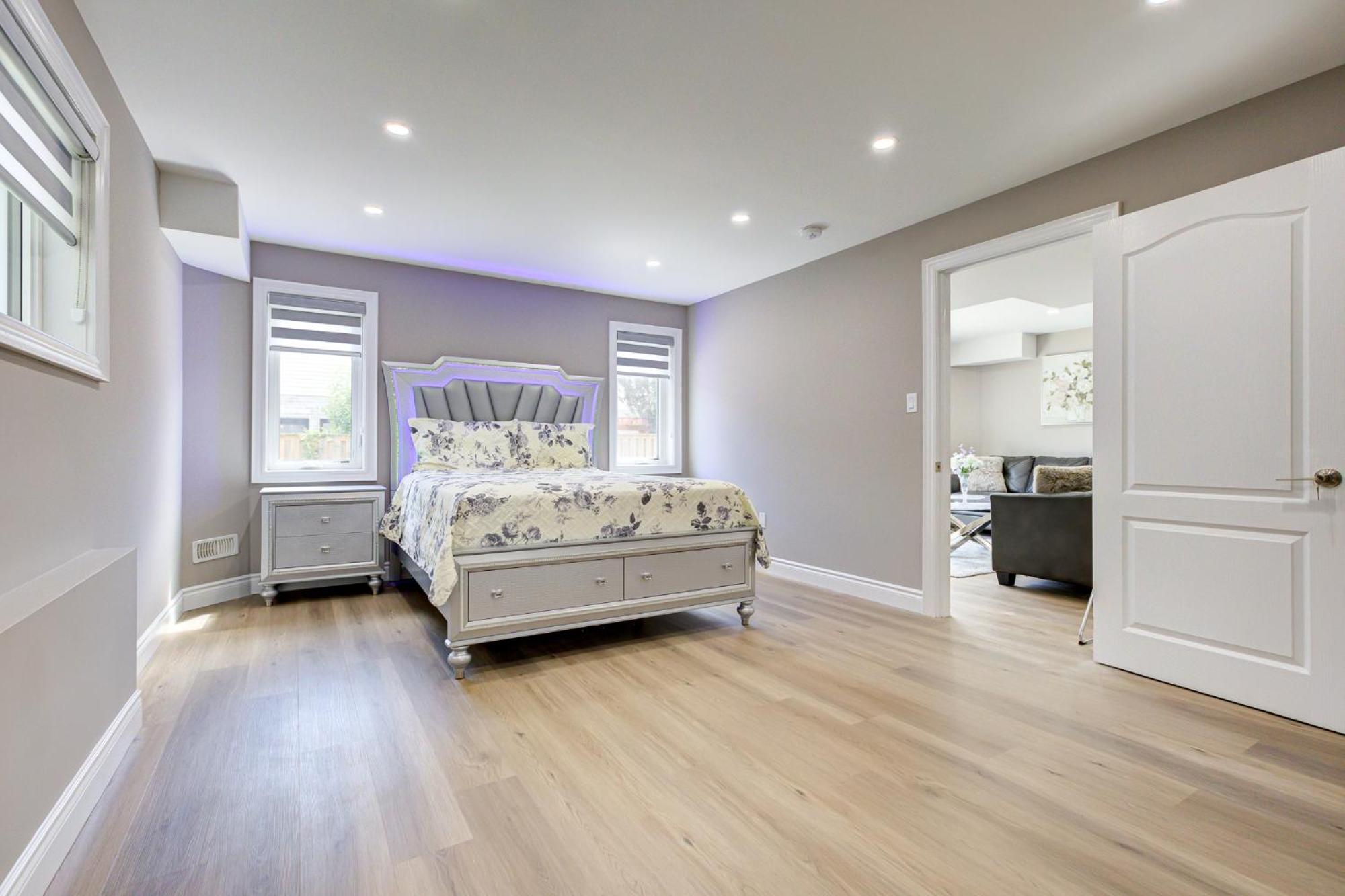 New Furnished 1bedroom Basement Waterloo